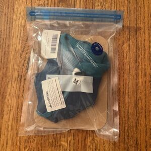 NWT cat recovery outfit, size medium, dark green, by Sunfura